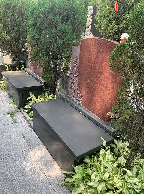 碑形展示